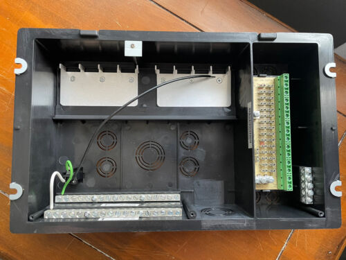 Heng's Elixir RV Deck Mount 50 Amp AC Distribution Panel LC50 120VAC 240V 13.6V