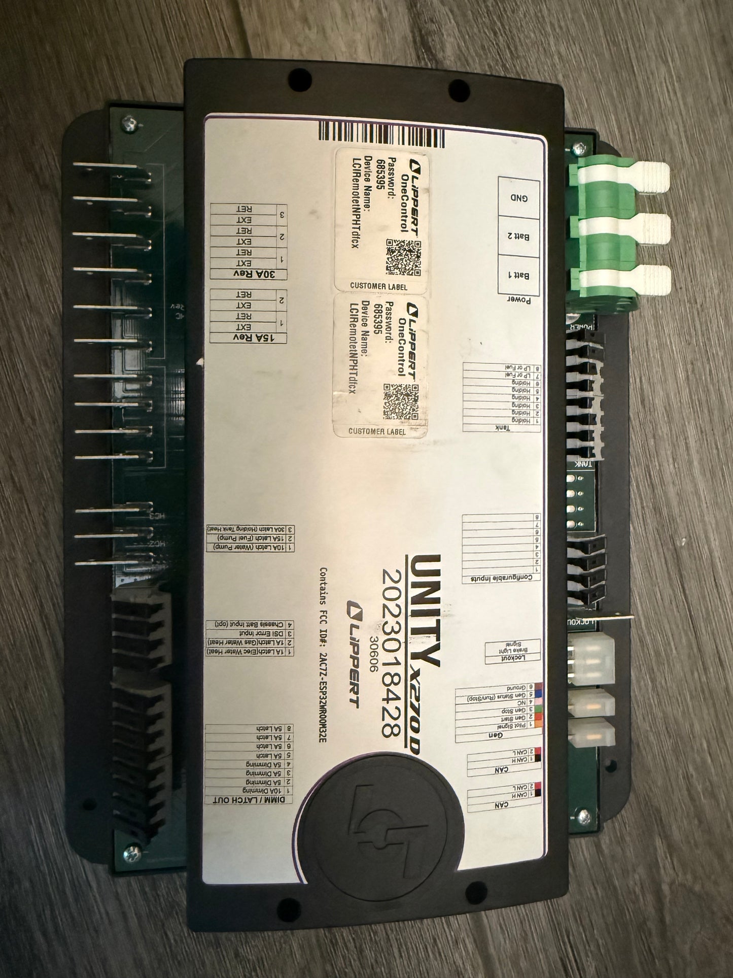 LIPPERT OEM 2023018428 ONE CONTROL UNITY X270D MODULE 30606 3*