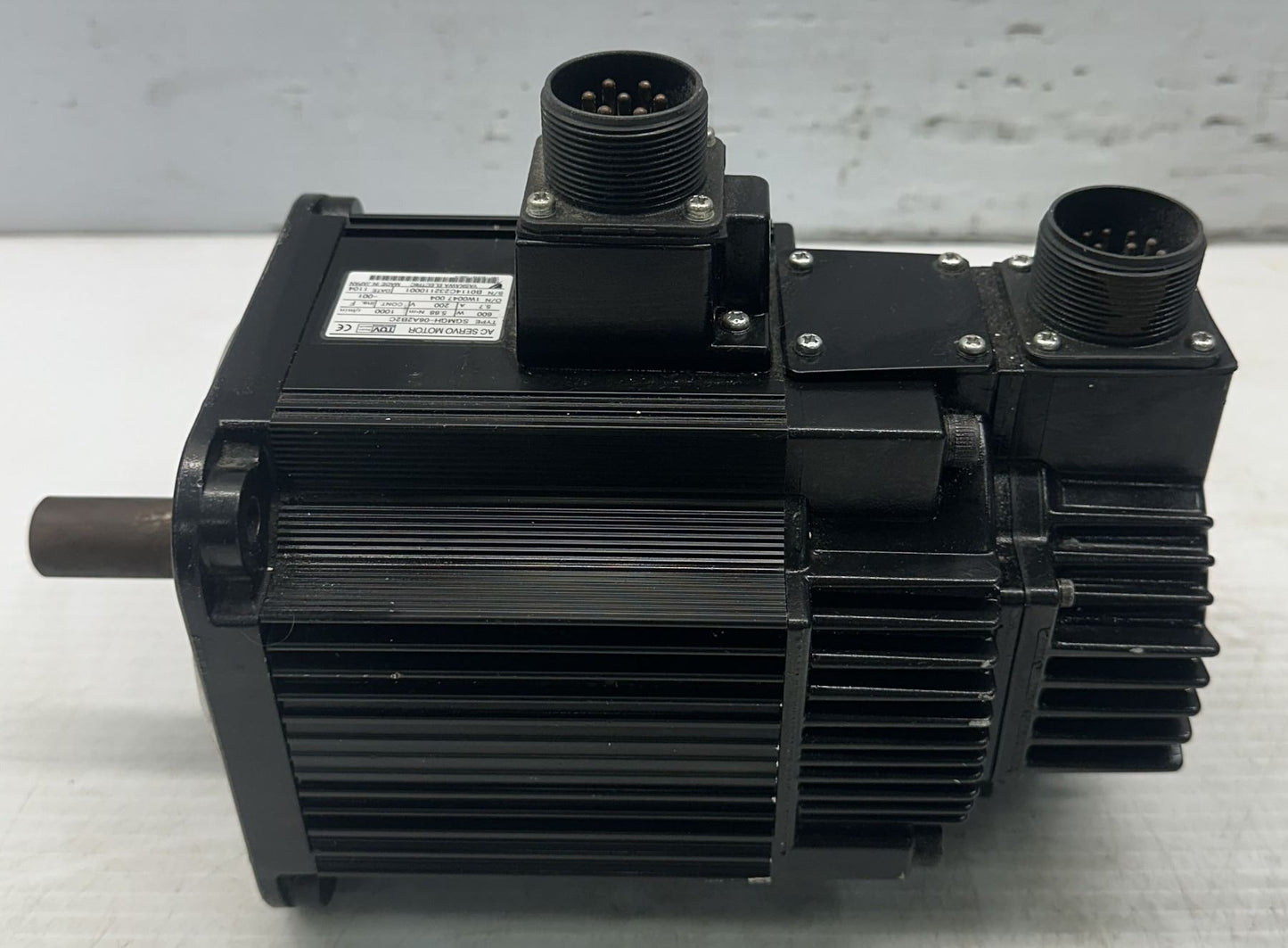 Yaskawa #SGMGH-06A2B2C AC Servo Motor