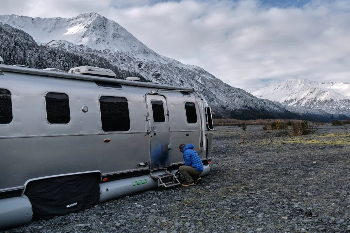 AIRSKIRTS inflatable RV skirting kit installed on travel trailer