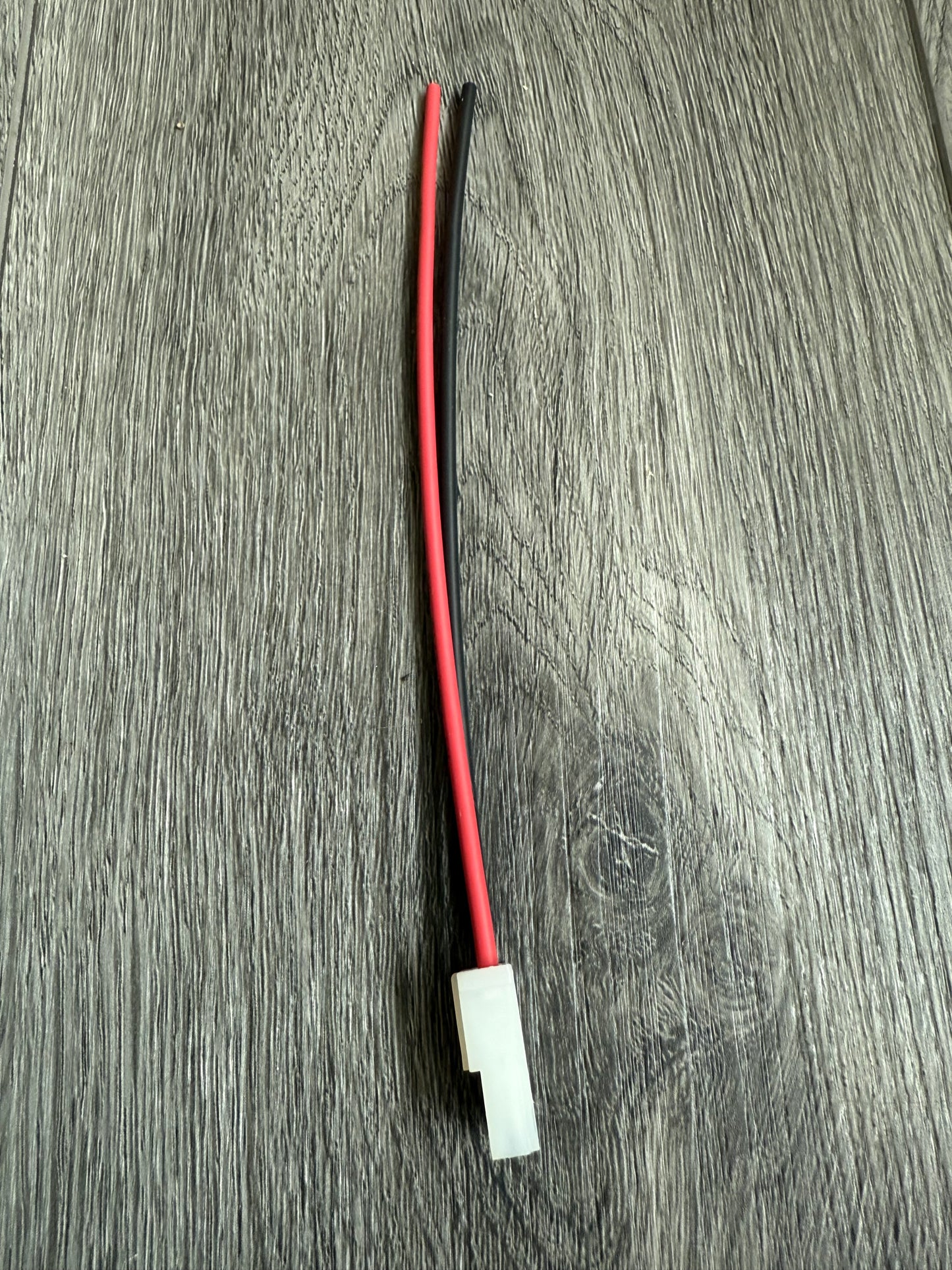 Lippert CAN Bus Power Connector | 329080 | 3.0 Advantage | 2-Pin