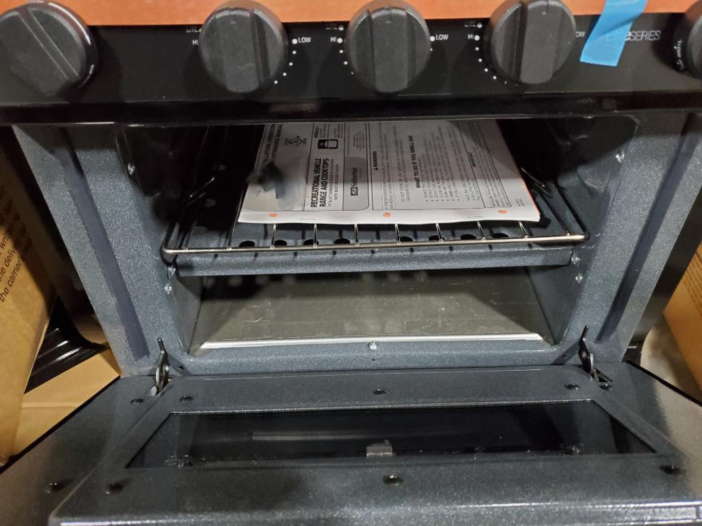 Suburban 3 Burner Range Oven LP Gas Glass Cover 3638D SRNSXB3B1XAG2EC - DENTS