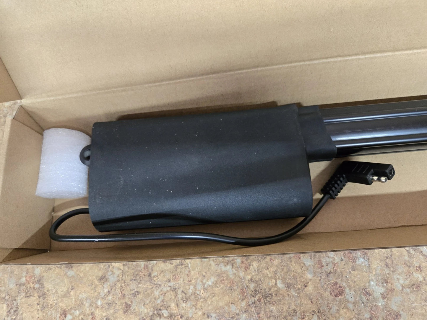 LAVANTURE LEA20-276-95PCBT POWER ROOF ACTUATOR FOR FOREST RIVER POP UP CAMPERS